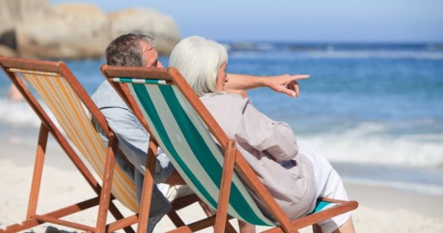 Le gouvernement dévoile son projet de porter l’âge de la retraite à 64 ans en France