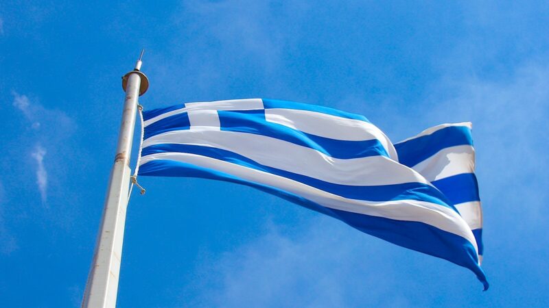 Grèce : les indicateurs de croissance sont au vert, le spectre de la dette subsiste