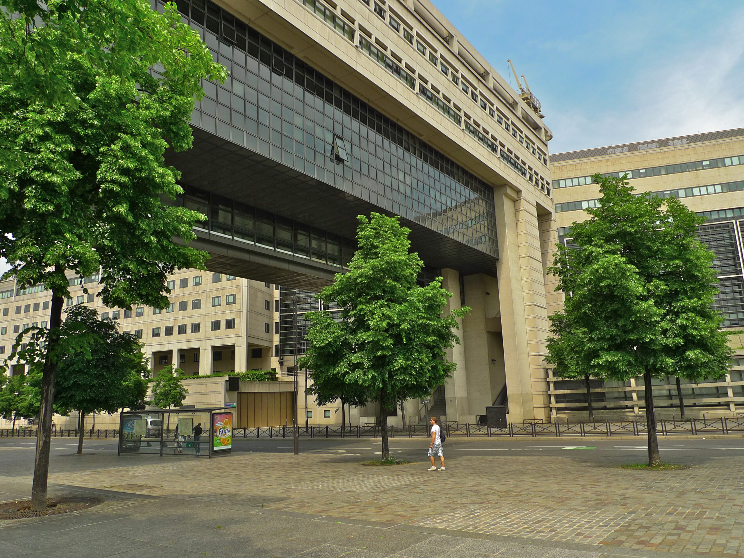 Finances publiques : le déficit 2014 moins élevé que prévu