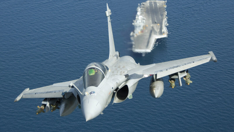 Dassault Aviation : suite au « tassement de l&rsquo;activité », le bénéfice net 2014 en baisse