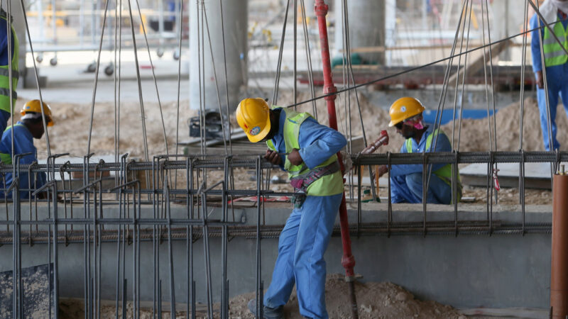 Chantiers du Mondial 2022 : Vinci s&rsquo;indigne des accusations de travail forcé et prépare une plainte pour diffamation