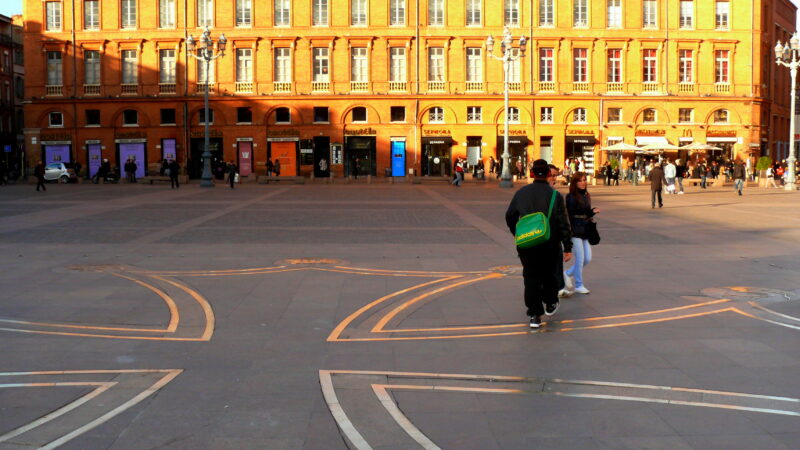 Toulouse, au « bord du dépôt de bilan », augmente ses impôts et met en place des réformes drastiques