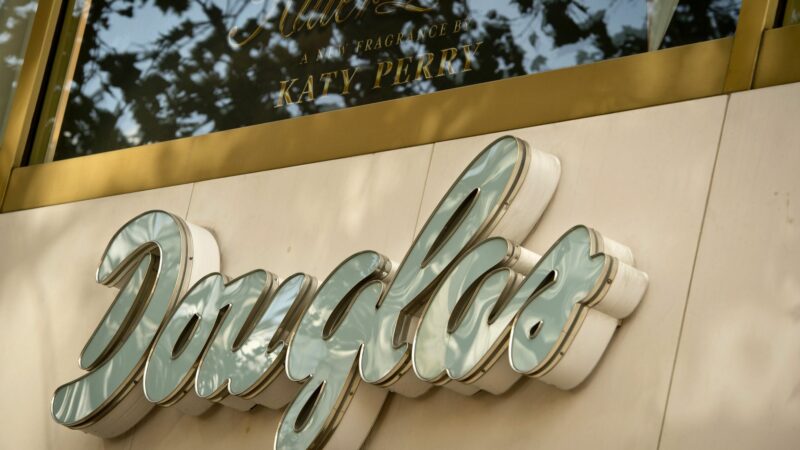 Le parfumeur Douglas à saisir pour 3 milliards d&rsquo;euros