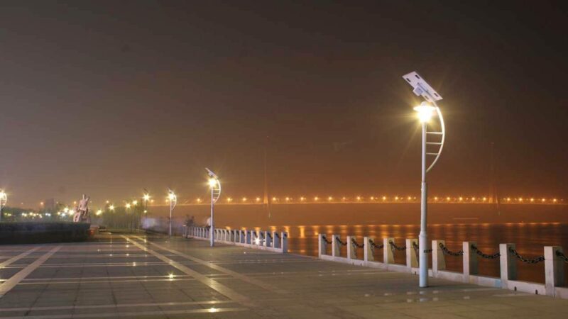 La France enregistre une baisse historique de la consommation d&rsquo;électricité de l&rsquo;éclairage public