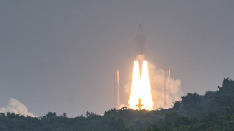 Ariane 5 : premier lancement de l&rsquo;année, premiers couacs