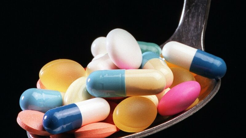 90 médicaments plus dangereux qu’utiles prescrits en France