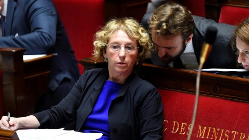 Paris veut reprendre le contrôle du système de formation professionnelle