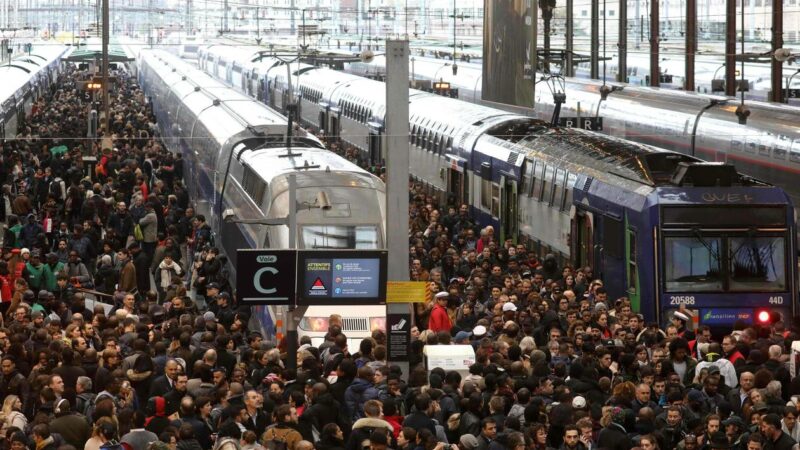 France : les grèves affectent la croissance économique