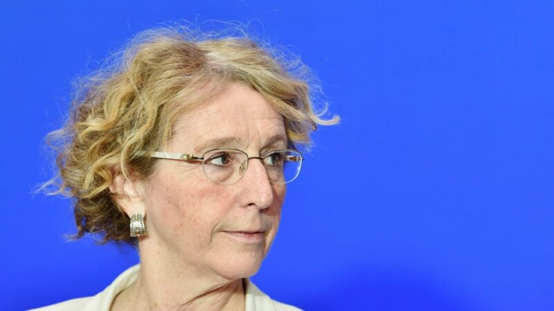 Muriel Pénicaud regrette les pertes d’emploi chez Happychic, conséquences, selon elle, du développement du commerce en ligne