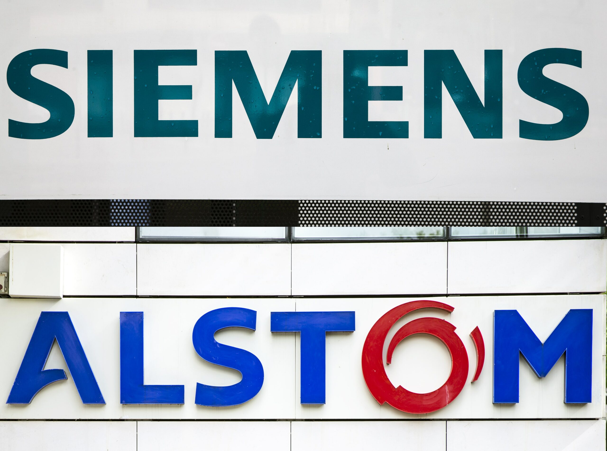 Le gouvernement réaffirme son soutien envers une fusion entre Alstom et Siemens