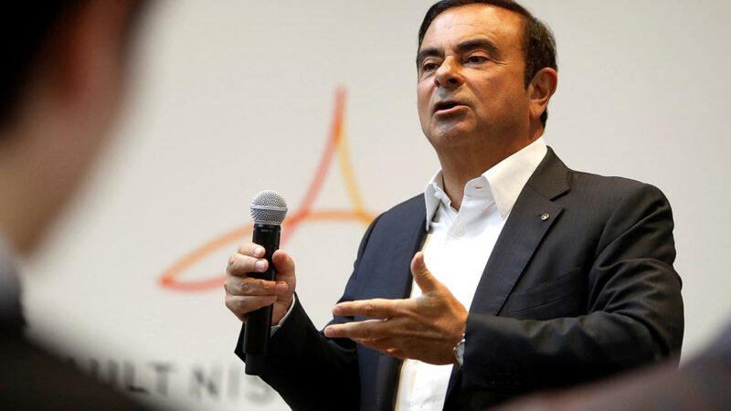 Carlos Ghosn limogé par Mitsubishi Motors