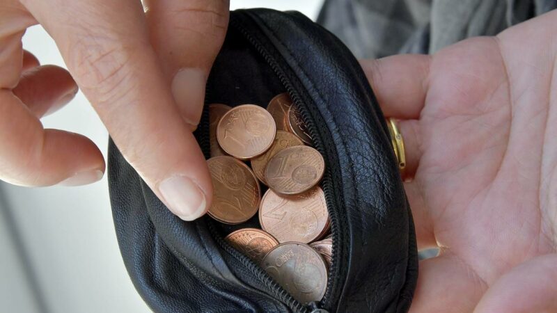 La confiance des consommateurs français atteint un pic inattendu