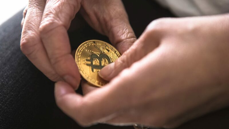 Les compagnies d&rsquo;assurance vont pouvoir investir dans les crypto-monnaies