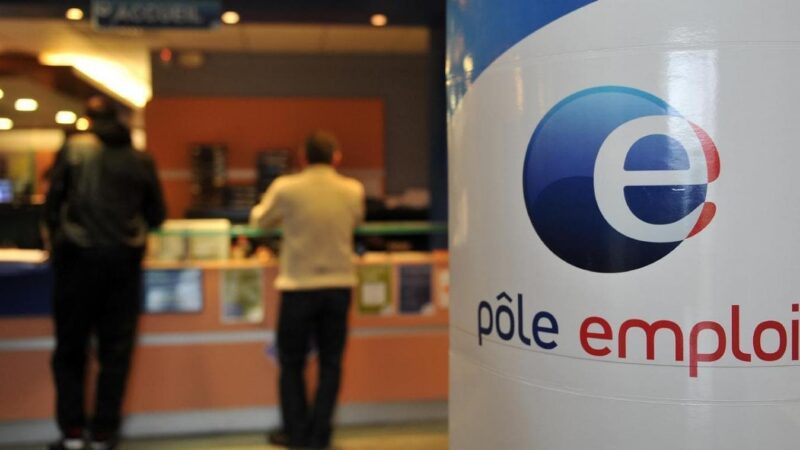 La chute du chômage atténue la pression sur Emmanuel Macron