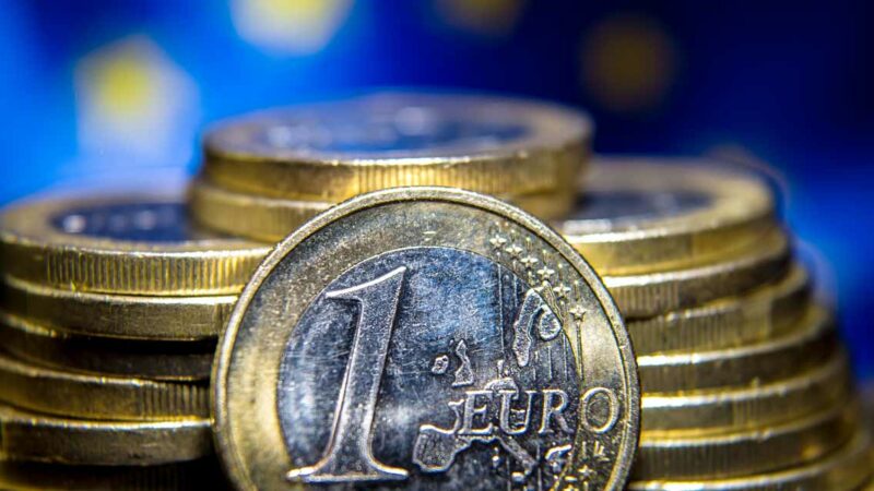 L&rsquo;activité va stagner, l&rsquo;inflation va culminer