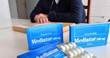 Mediator : le procès du médicament lié à des milliers de décès s’ouvre en France