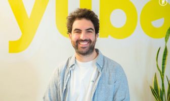 Sacha Lazimi (Yubo) : la social discovery à la française Sacha Lazimi est le CEO et co-fondateur de Yubo, la première application sociale 100 % made in France.