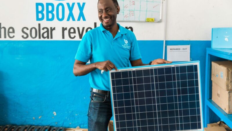 Canal + s’implante en Afrique via un fournisseur d&rsquo;énergie solaire