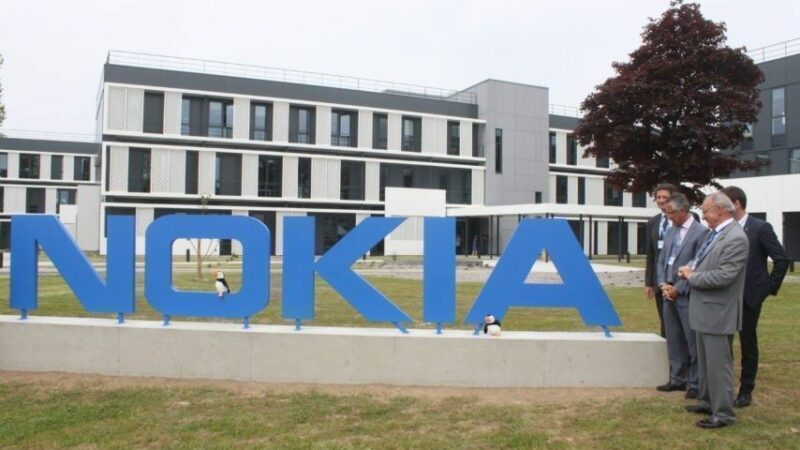 Colère en Bretagne alors que Nokia annonce des licenciements