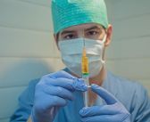 L’autorité sanitaire française recommande une dose de rappel après trois mois seulement