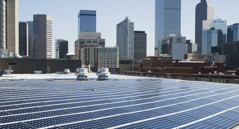 Renouvelable : le groupe français Total achète pour 2,2 GW de solaire américain