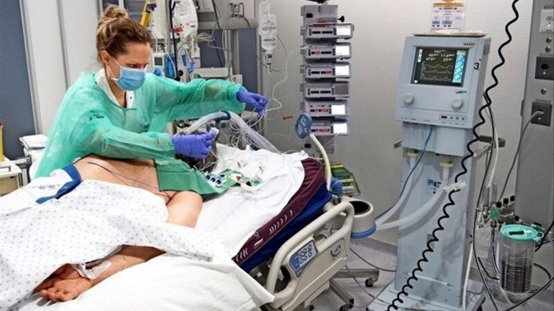 Covid : baisse du nombre d’admissions dans les unités de soins intensifs