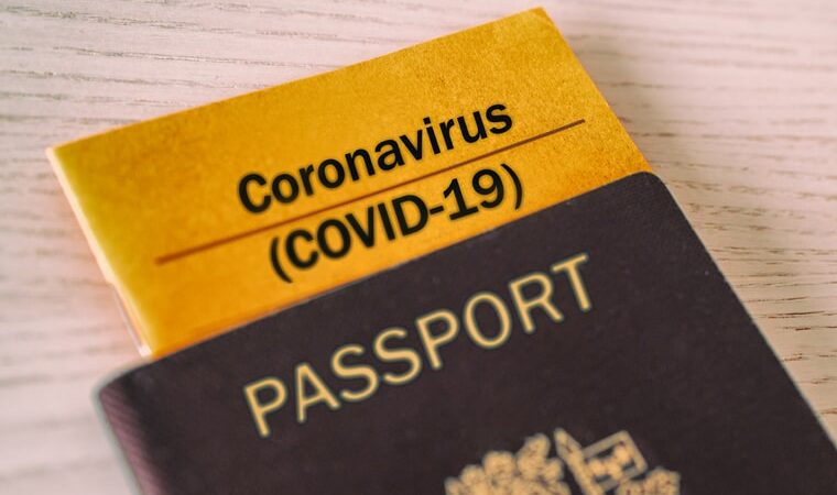 L&rsquo;industrie du tourisme mise sur le passeport vaccinal pour un été sans quarantaine