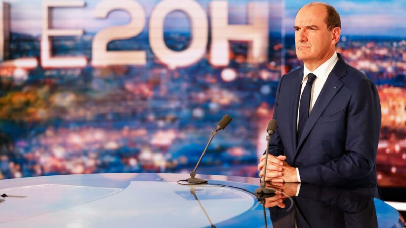 Le gouvernement accorde une aide de 100 euros aux bas salaires pour endiguer le mécontentement croissant