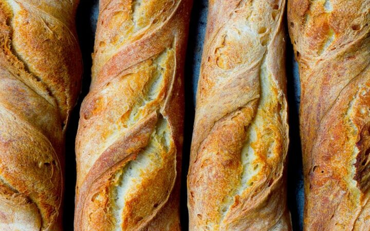 Avec l&rsquo;inflation au plus haut niveau depuis 13 ans, le prix de la baguette pèse sur l&rsquo;éventuelle réélection d’Emmanuel Macron