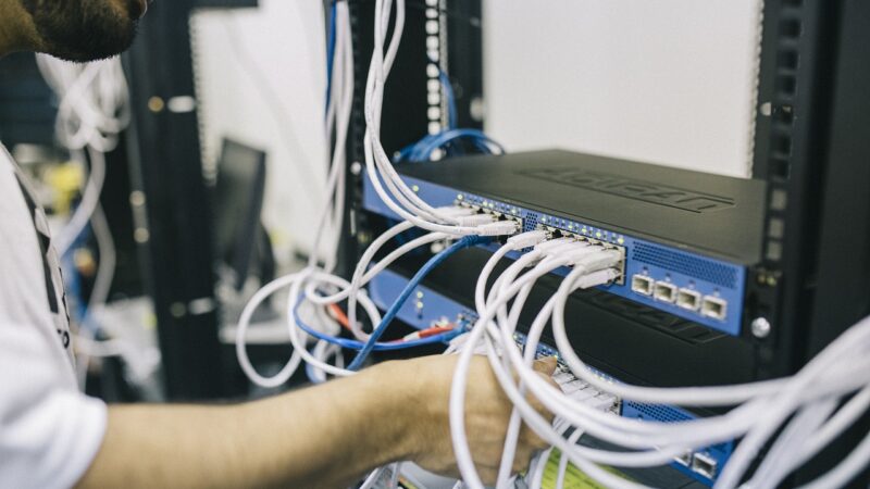 SFR : Patrick Drahi vise 23 milliards d’euros de rachat