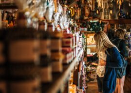 Redressement judiciaire : magasins emblématiques menacés