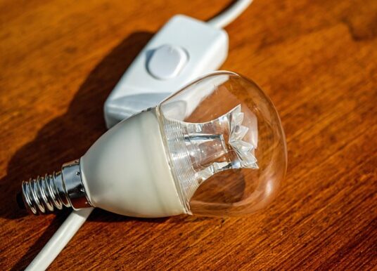 Chèque énergie : jusqu’à un tiers des ménages éligibles pourraient passer à côté de l’aide en 2025