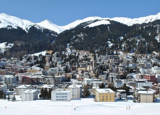 Davos : un sommet mondial entre influence, débats et controverses